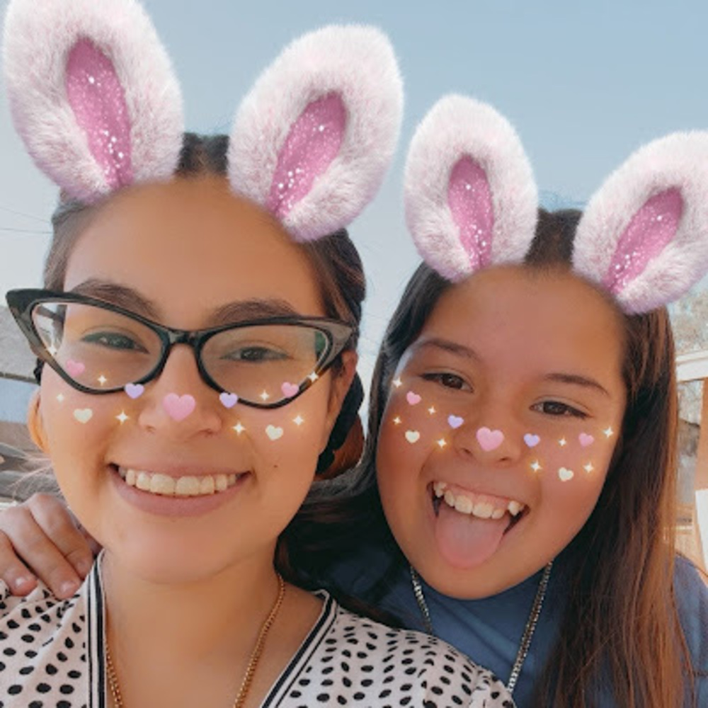 Meet your Posher, Claudia